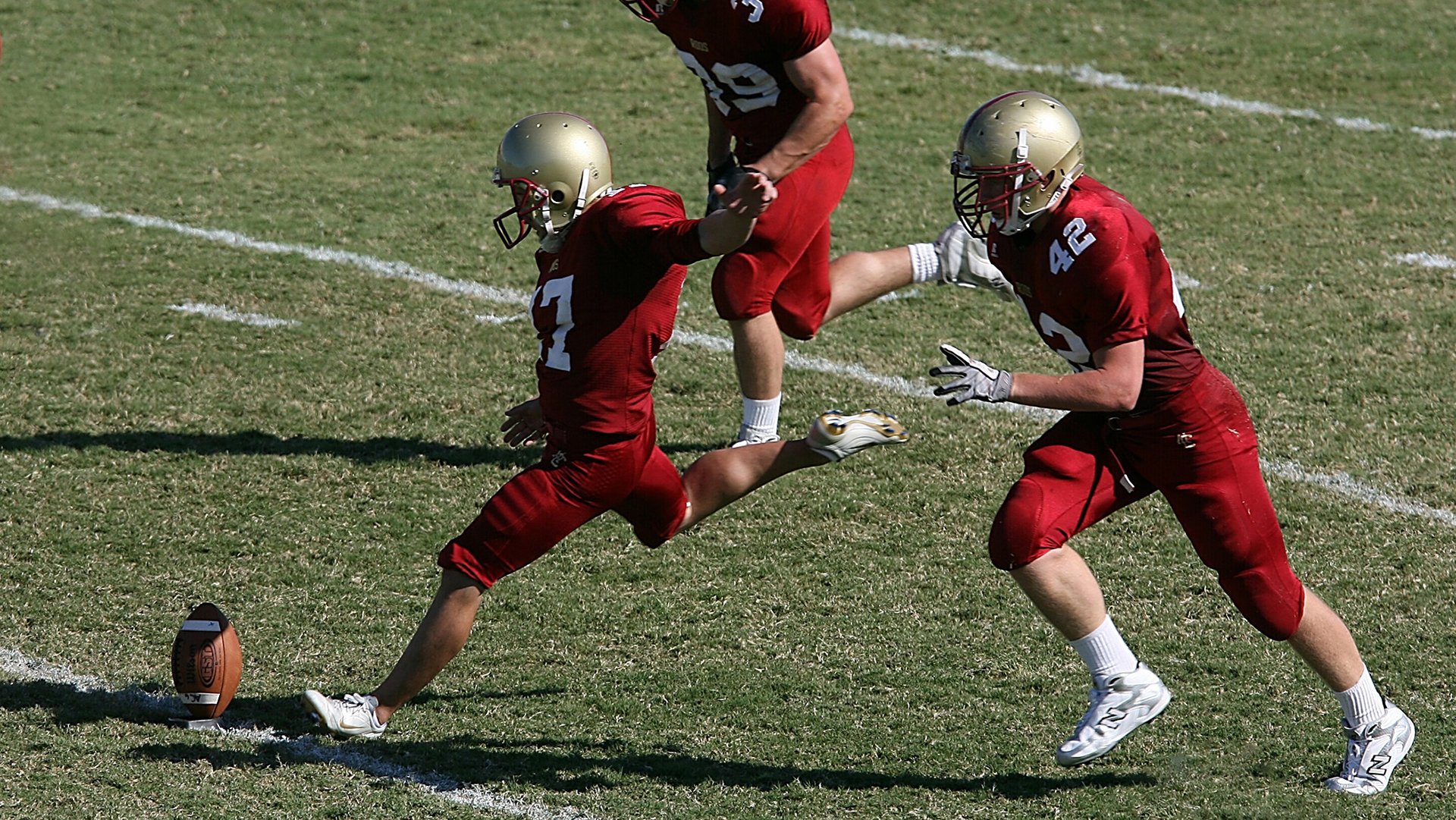 内马尔爆发！巴拉圭淘汰赛过关巴萨，南美足球的暗夜与黎明