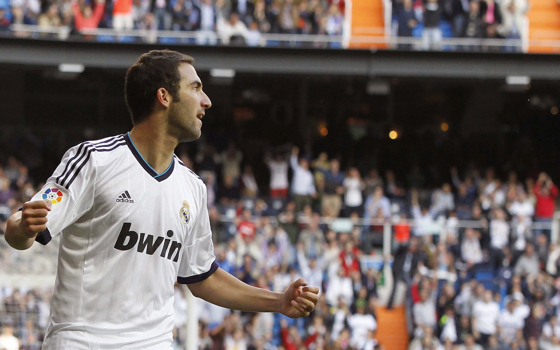 武切维奇的铁血统治，雄鹿争冠路上最锋利的矛与最坚固的盾